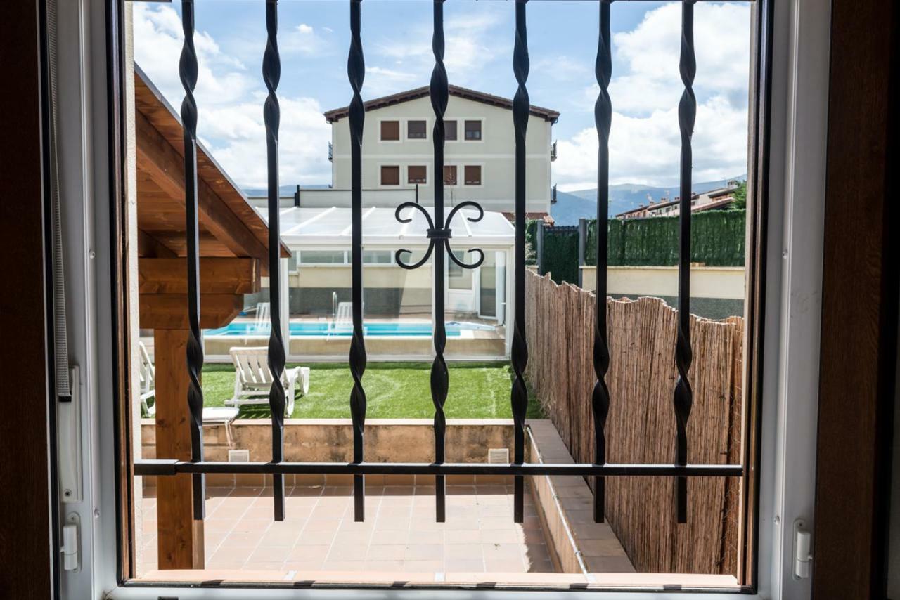 パラスエーロス・デ・エレスマCasa Robledoアパートメント エクステリア 写真